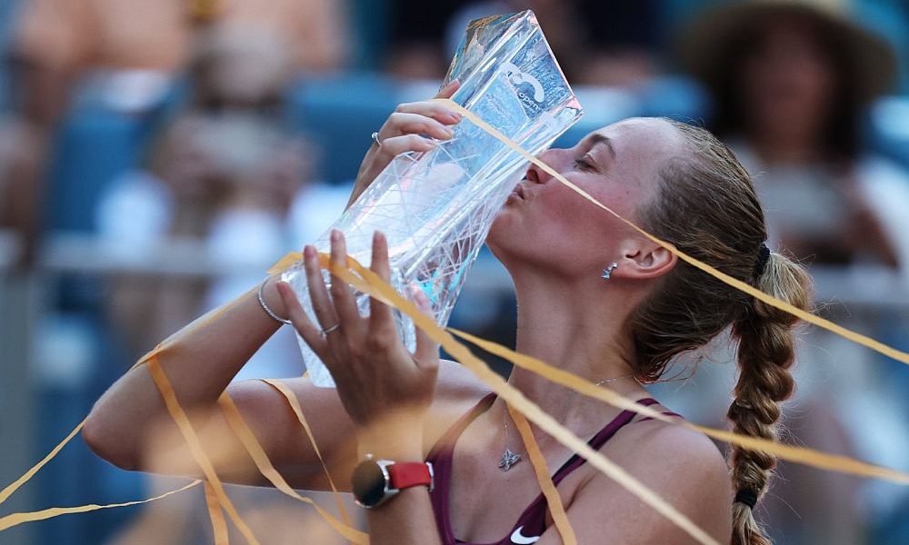 Wta Petra Kvitova Claims Her Maiden Miami Open Title Ubitennis