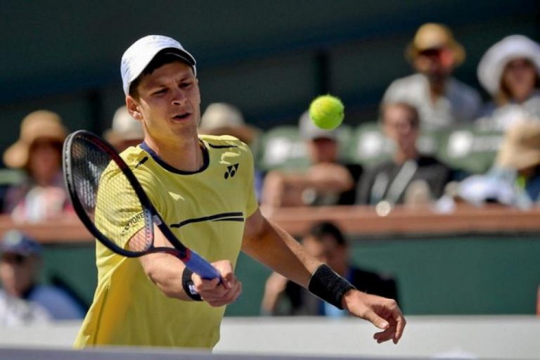 Hubert Hurkacz and Benoit Paire advance to the second ...