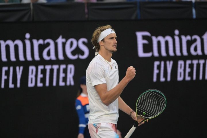 Alexander Zverev Books His Spot In Australian Open Fourth Round - UBITENNIS