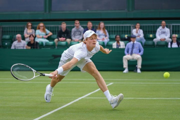 (VIDEO) Day 7 at Wimbledon: Jannik Sinner Stuns Alcaraz, Djokovic